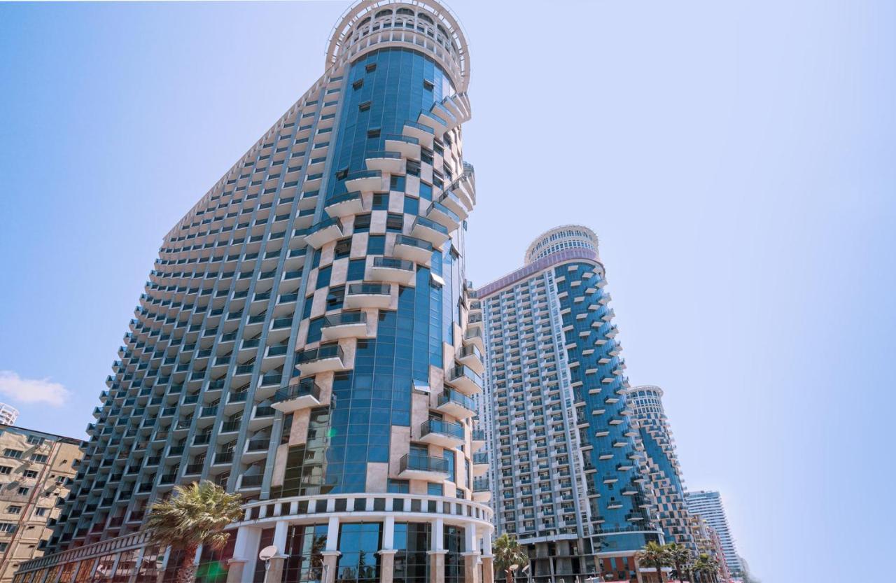 Apartment In Orbi Sea Tower Batumi Kültér fotó